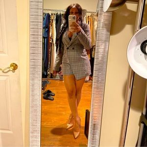 Brand new short suit jumper